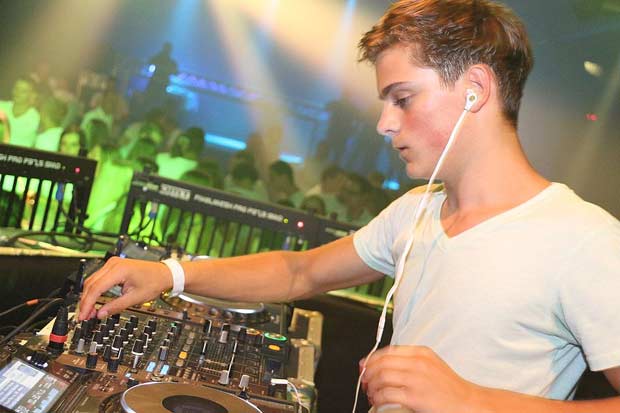 1024px-Martin_Garrix_2013